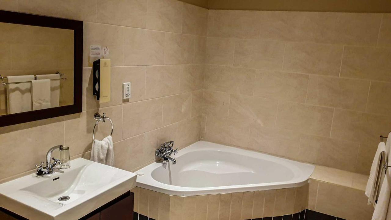 Komani Resorts Куинстаун Екстериор снимка
